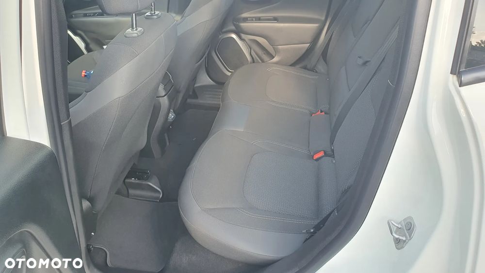 Jeep Renegade 1.4 MultiAir Limited - 11