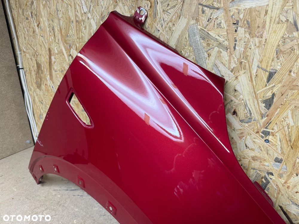 BŁOTNIK PRZÓD PRAWY OPEL CROSSLAND X BORDOWY/WIŚNIOWY METALIK - 13