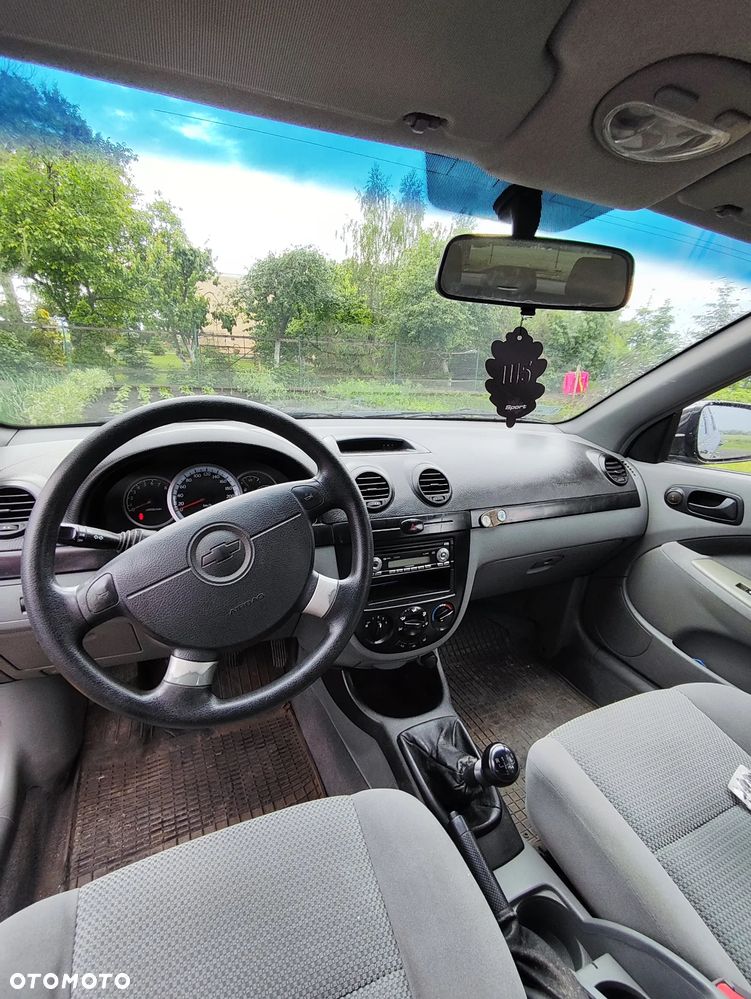 Chevrolet Lacetti - 2