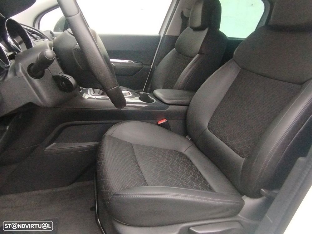 Peugeot 3008 1.2 PureTech Allure - 13