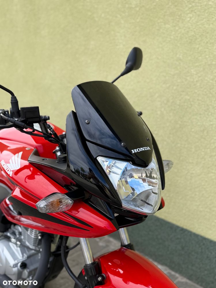 Honda CBF - 2