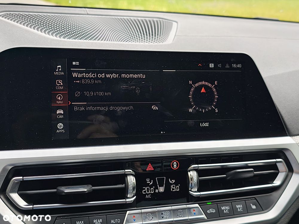 BMW Seria 3 M340i xDrive - 22