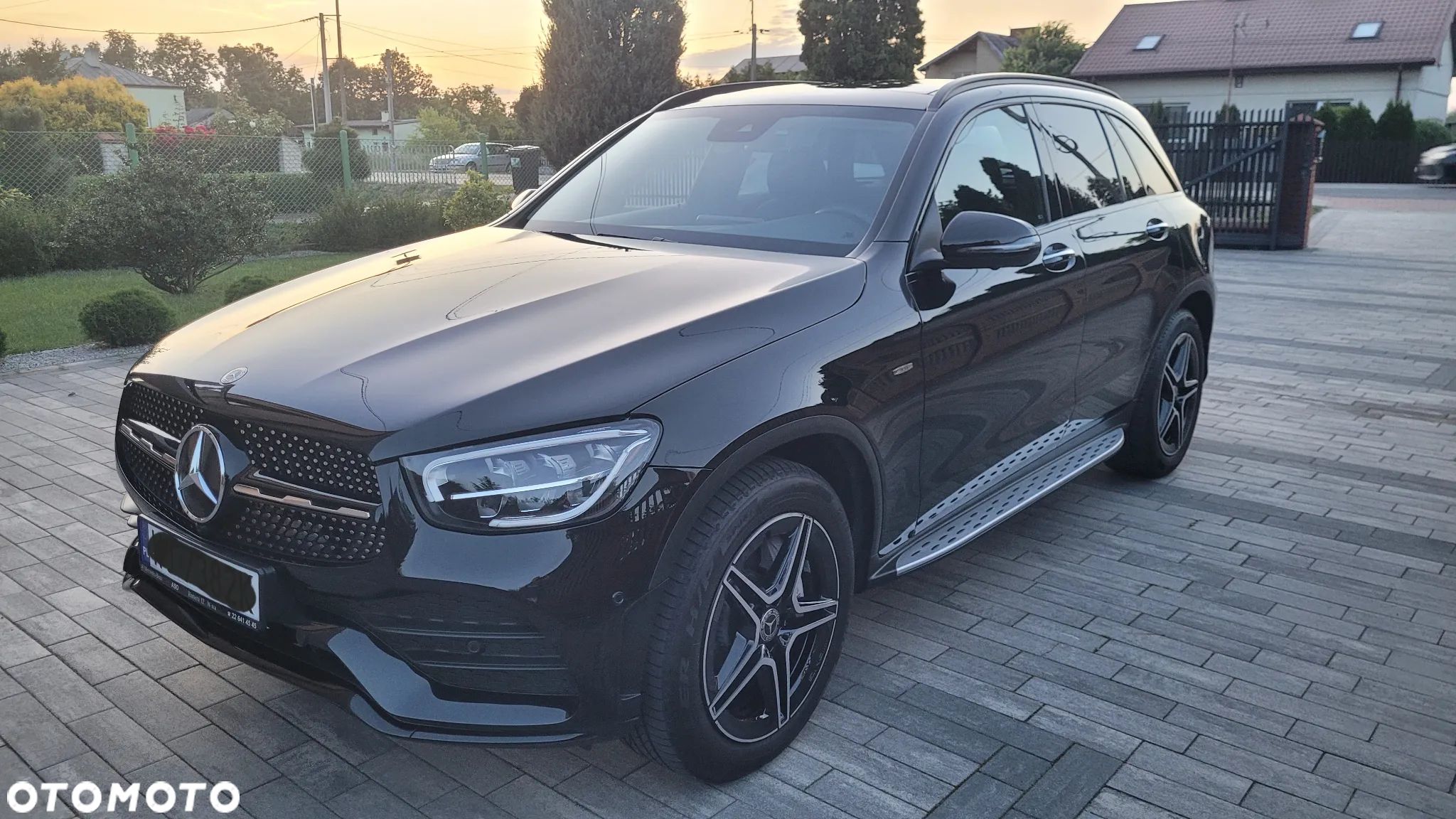 Mercedes-Benz GLC 200 d 4-Matic Business Edition - 1