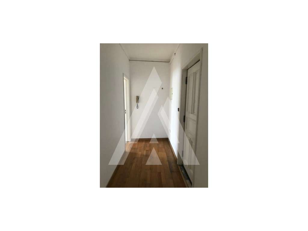 Apartamento T2 no Centro de Vagos - Grande imagem: 3/24