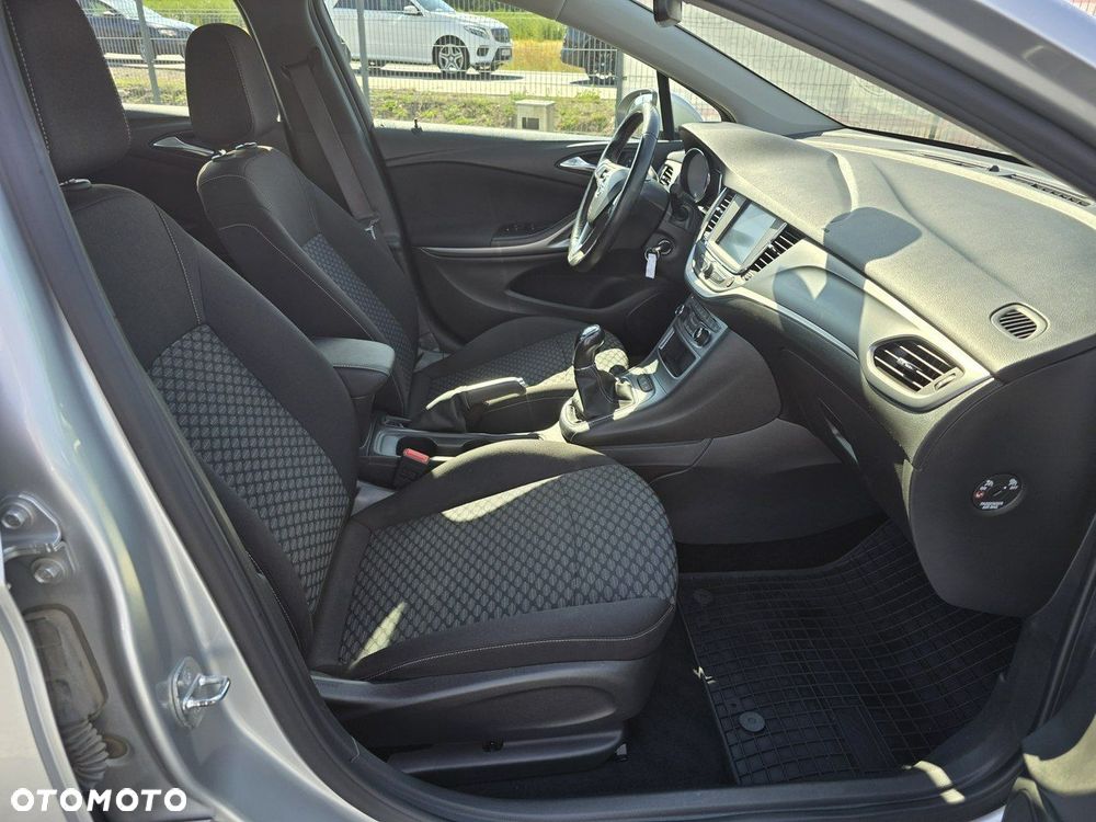 Opel Astra - 14