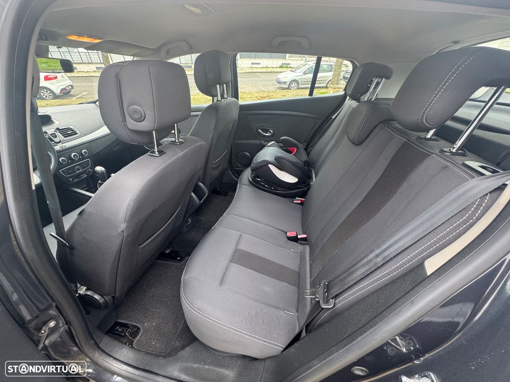 Renault Mégane 1.5 dCi Confort - 8