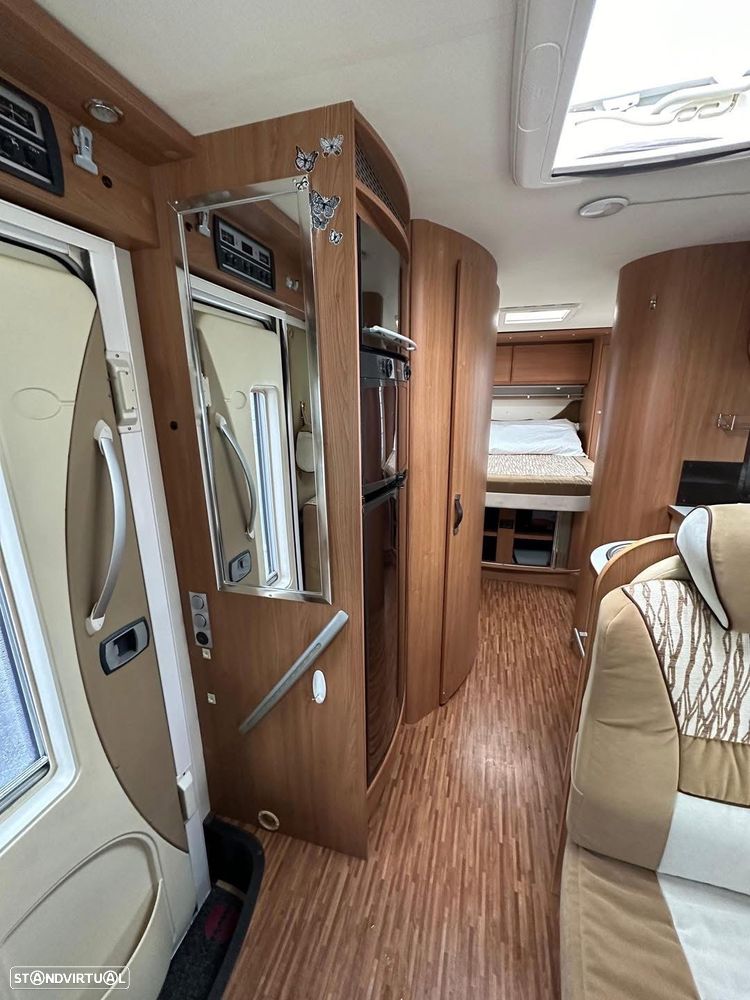 Burstner Aviano i727 AUTOCARAVANA cama central mais cama elevatória. - 9