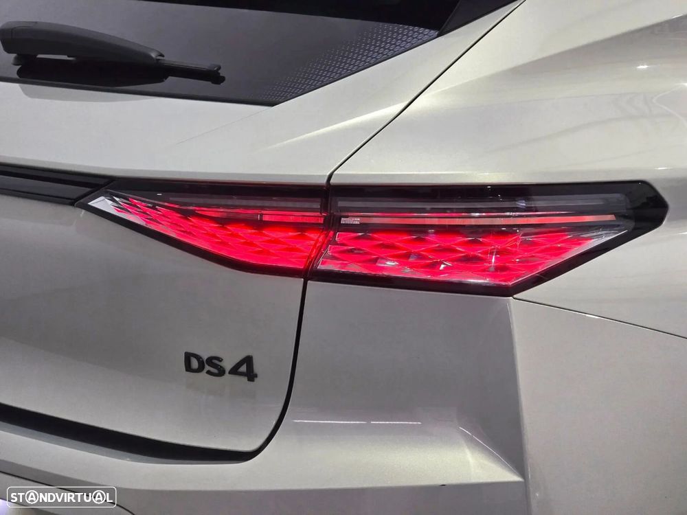 DS DS4 E-TENSE 225 PERFORMANCE LINE+ - 18