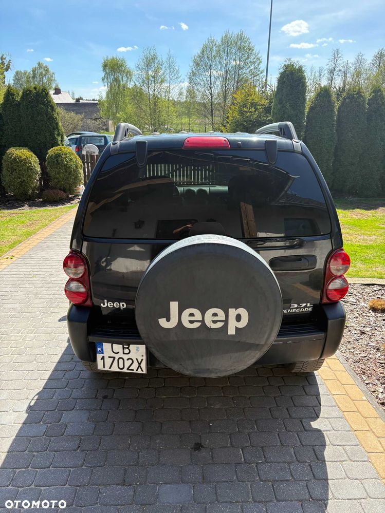 Jeep Liberty - 5