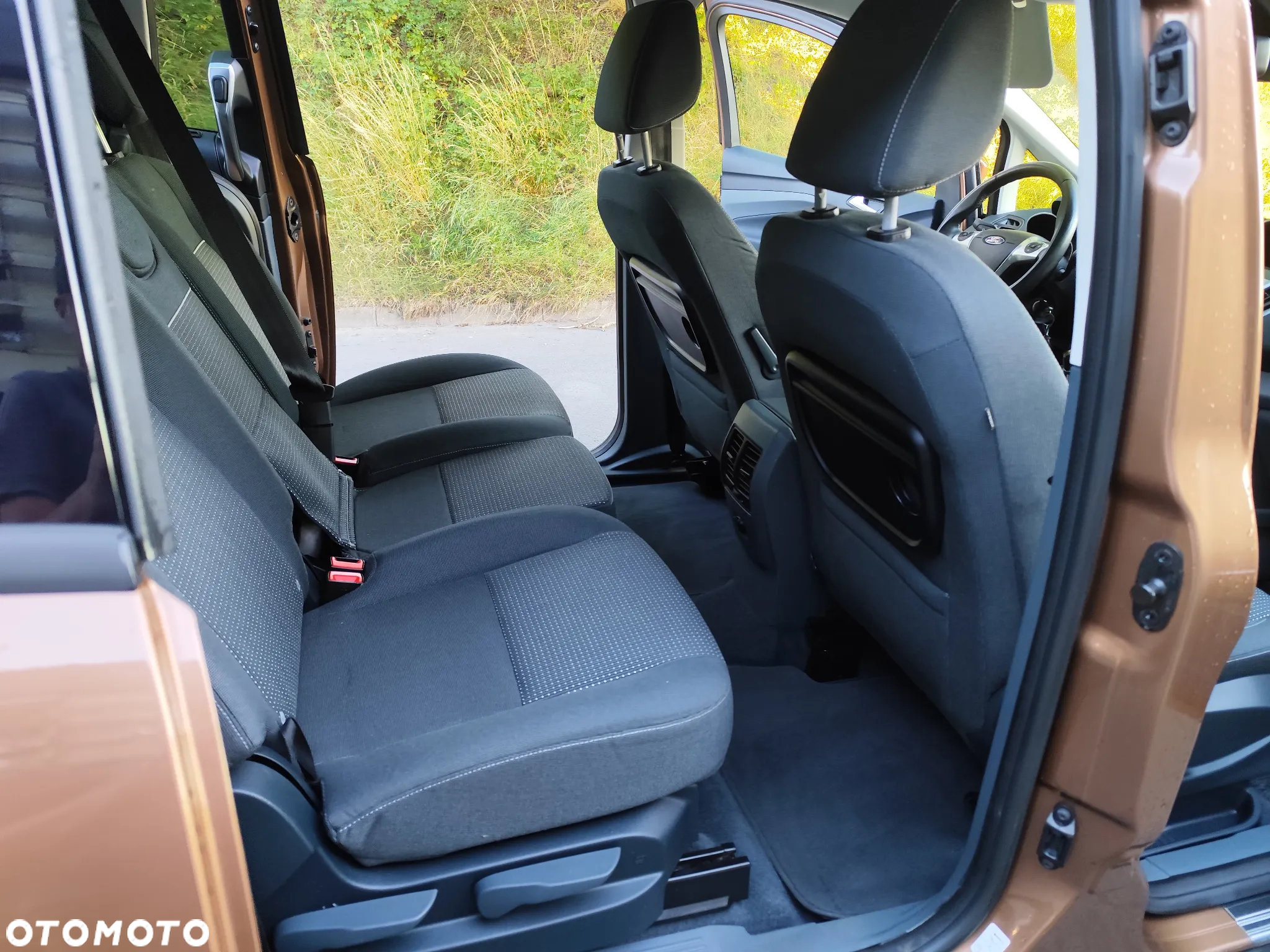 Ford Grand C-MAX 1.0 EcoBoost Start-Stopp-System Champions Edition - 15