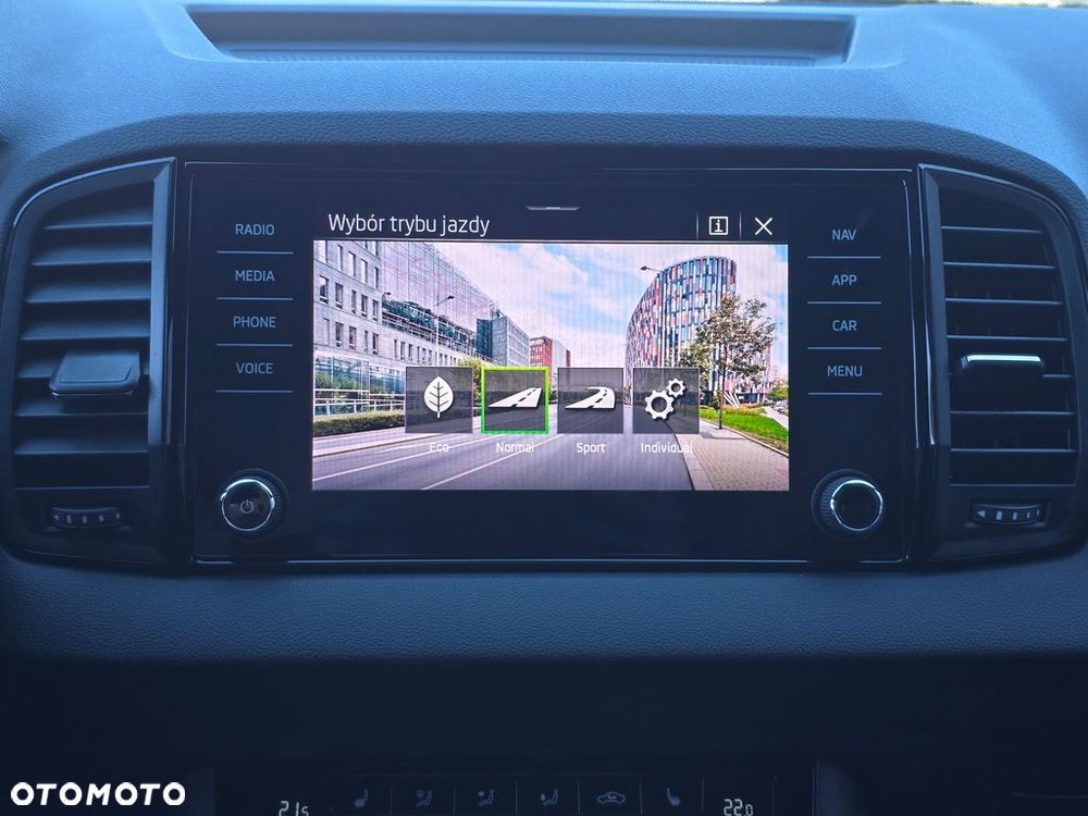Skoda Karoq 1.5 TSI ACT Sportline DSG - 33