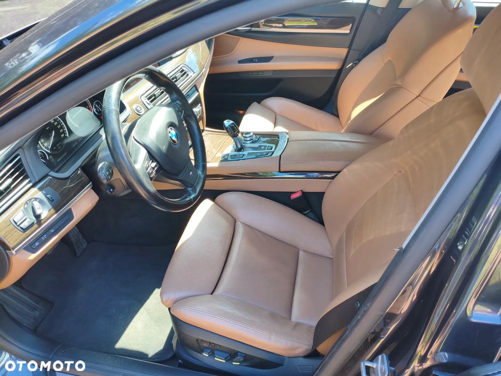 BMW Seria 7 730d - 9