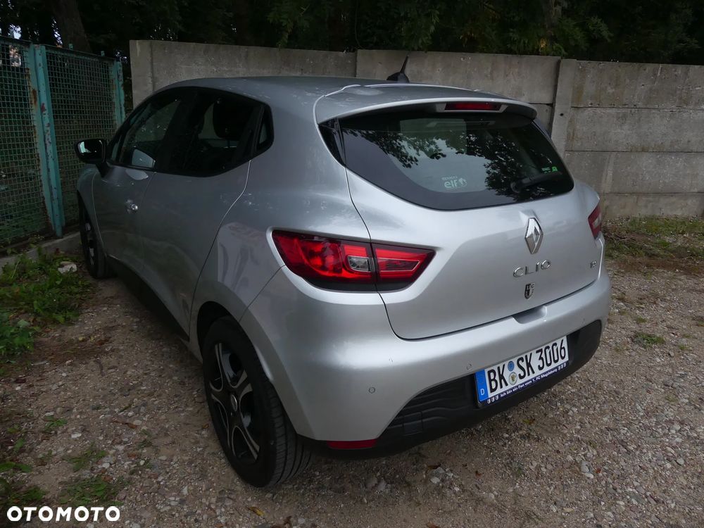 Renault Clio - 11