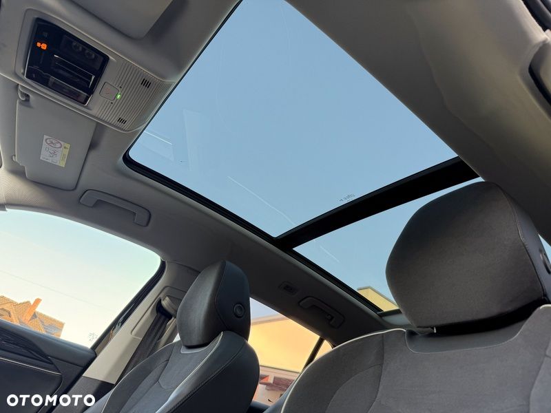 Volkswagen Tiguan 2.0 TDI SCR Elegance DSG - 13