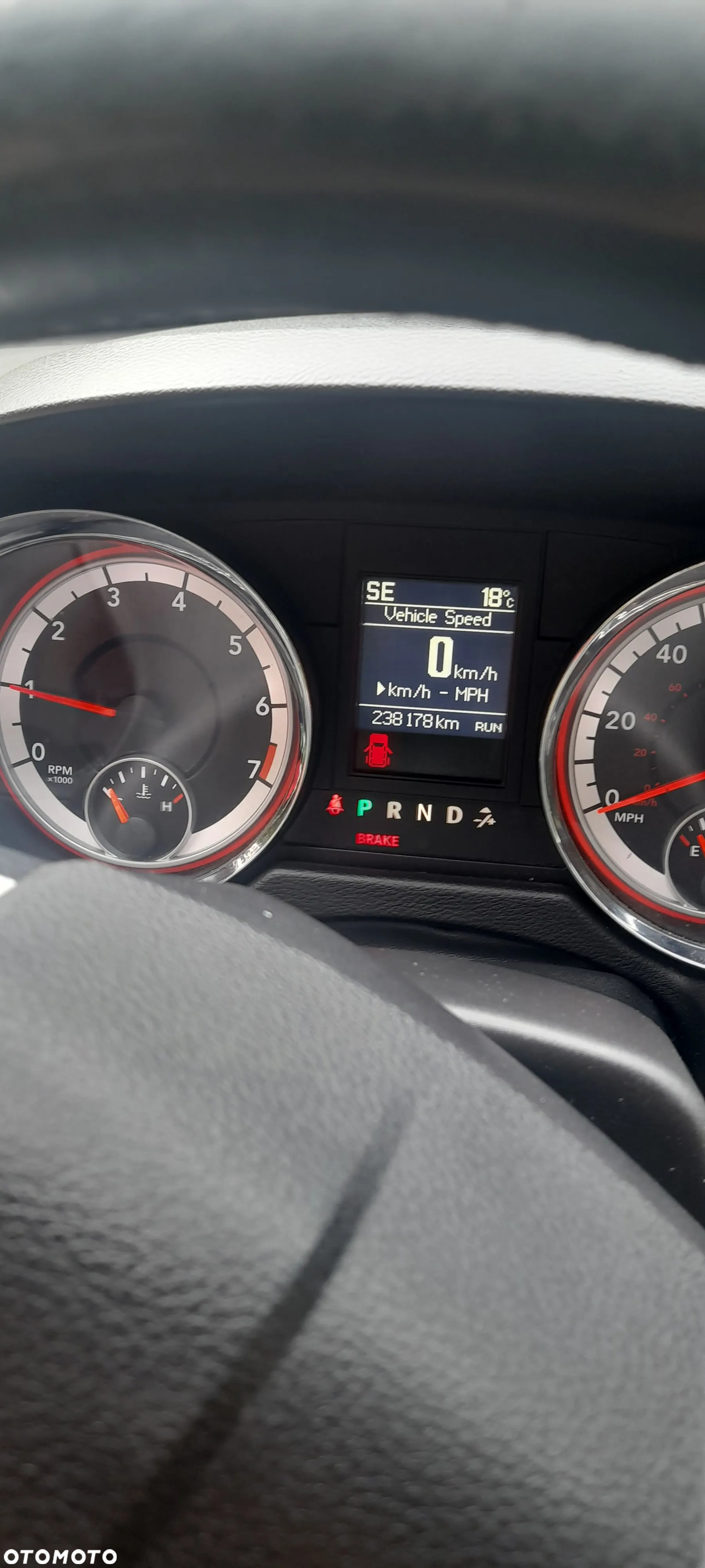Dodge Grand Caravan 3.6 R/T - 9