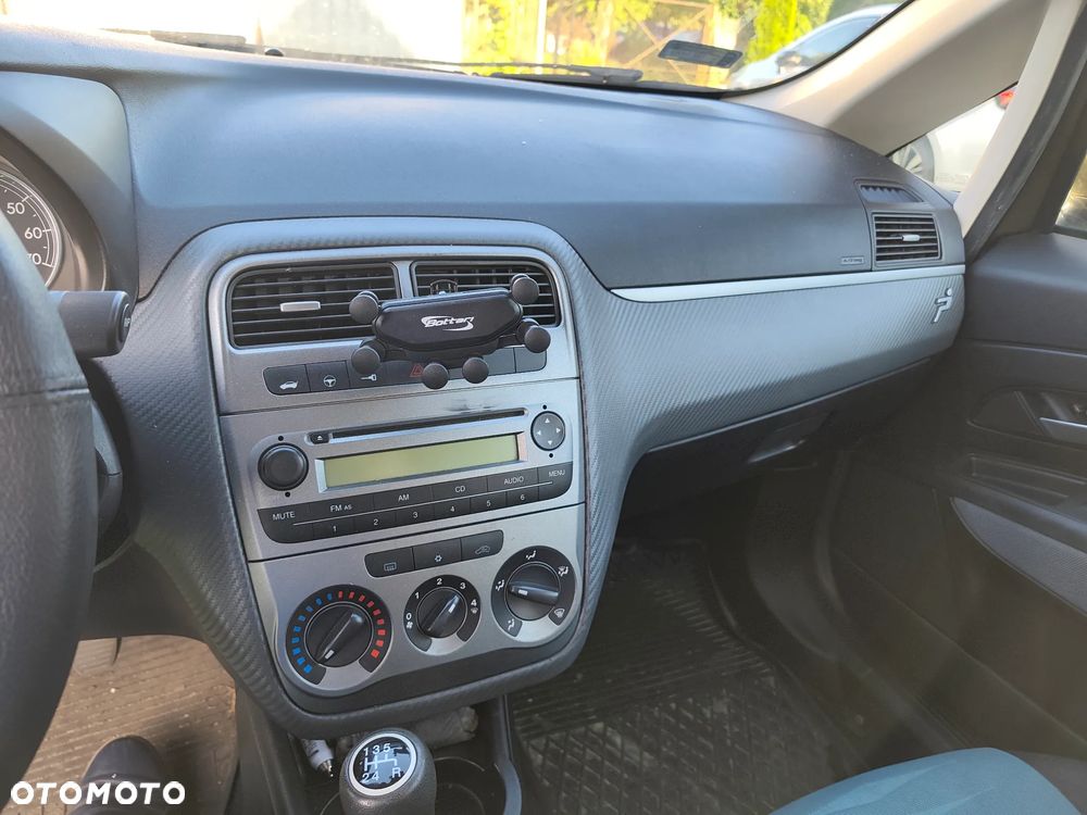 Fiat Punto 1.2 8V - 6