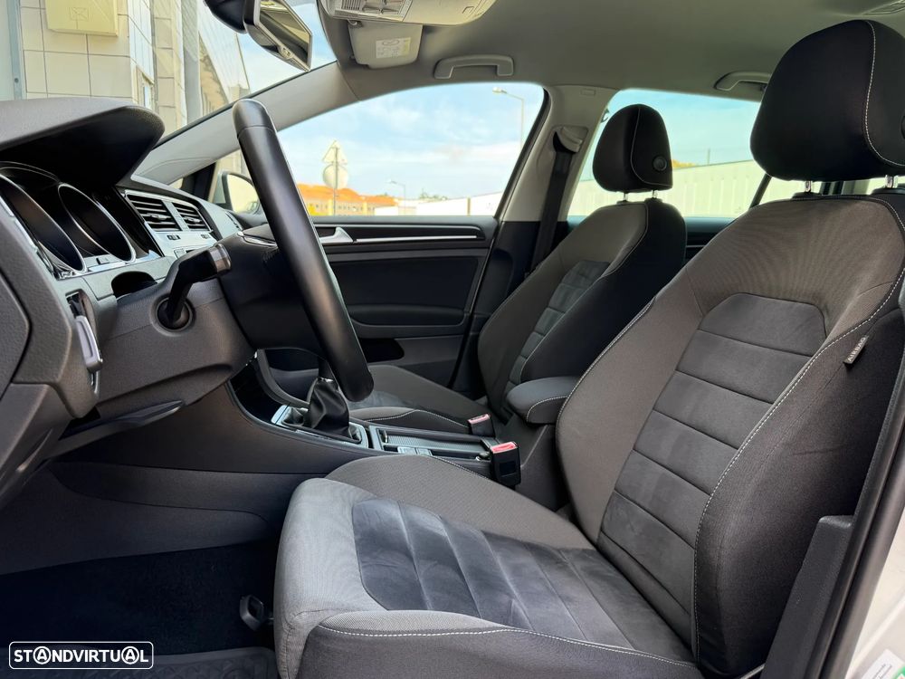 VW Golf Variant 1.6 TDi Highline - 13