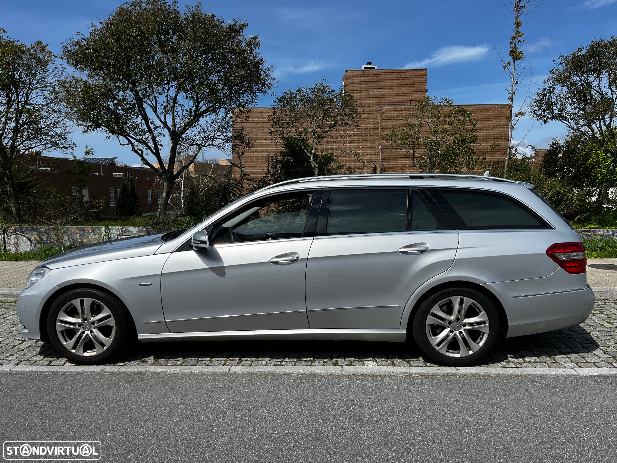 Mercedes-Benz E 250 CDi Avantgarde BlueEfficiency Auto. - 9