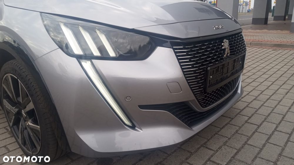 Peugeot 208 PureTech 100 GT Pack - 11