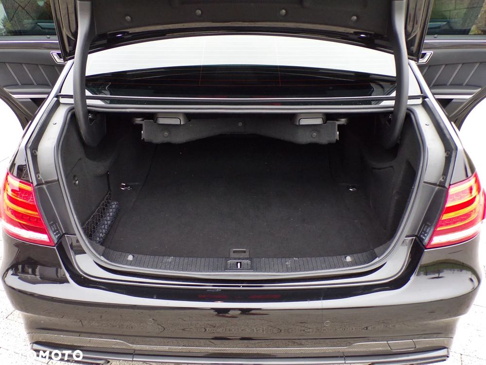 Mercedes-Benz Klasa E - 34