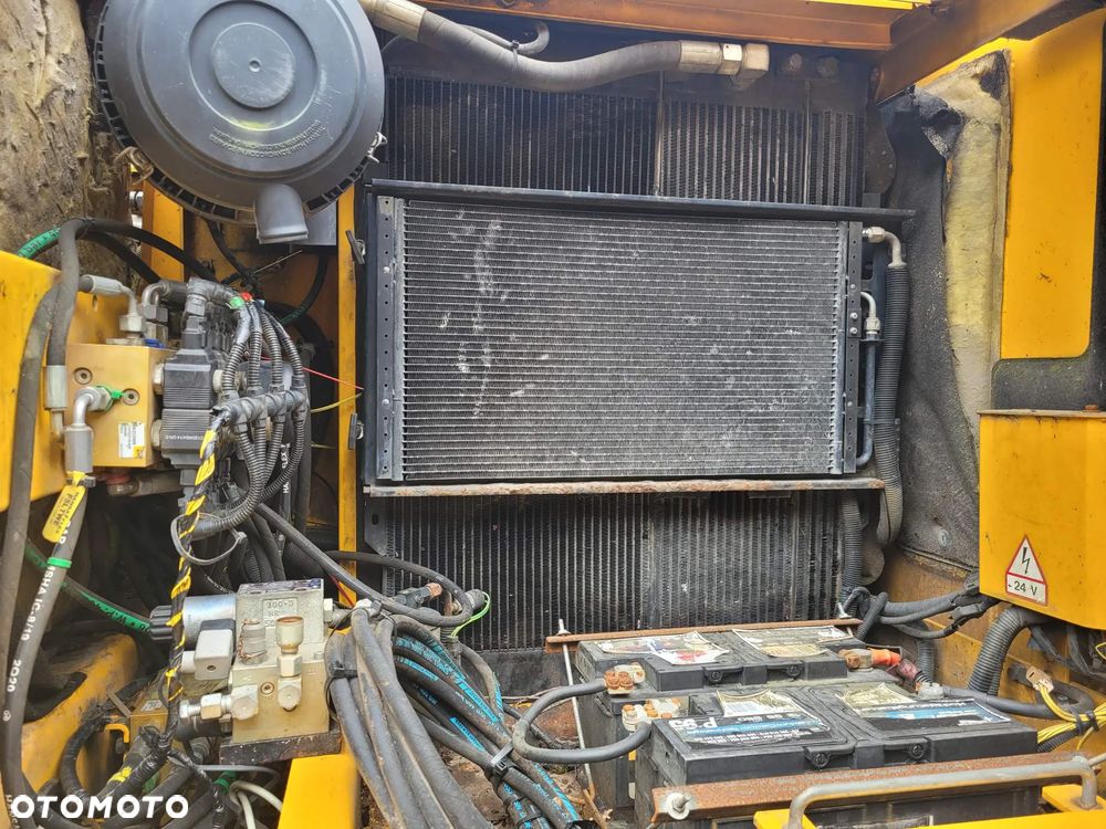 JCB JS160W 2008r 9600 motogodzin - 10