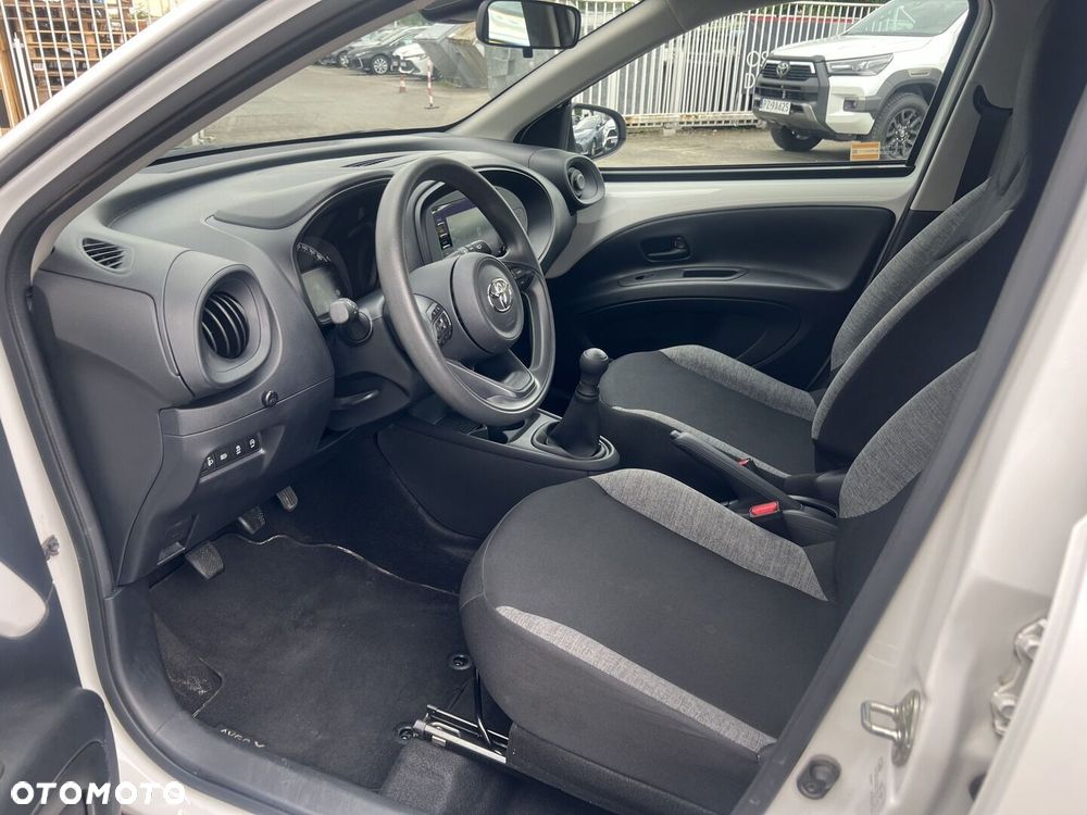 Toyota Aygo X - 13