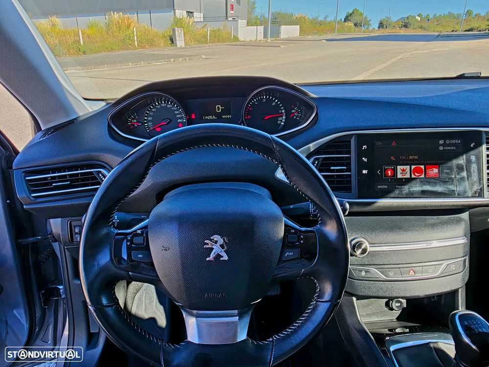 Peugeot 308 SW 1.5 BlueHDi Style - 18