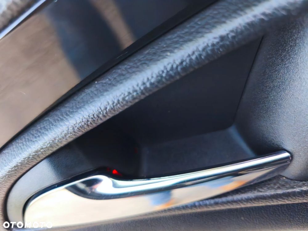 Opel Insignia 2.0 CDTI EcoFLEX Cosmo - 33