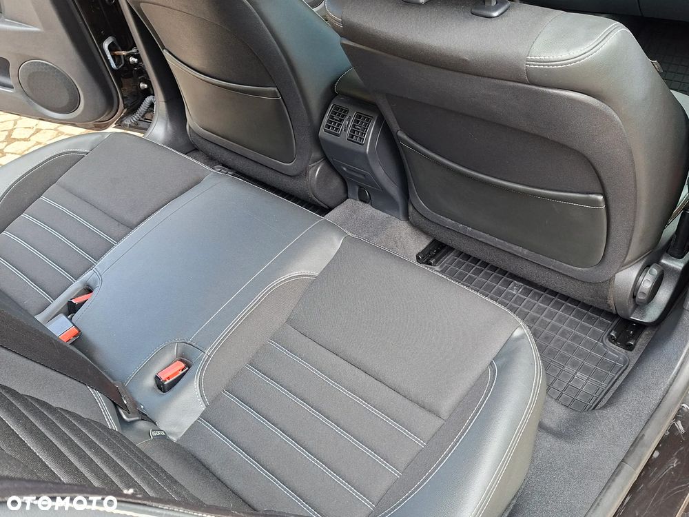 Renault Laguna 2.0 dCi Initiale - 16