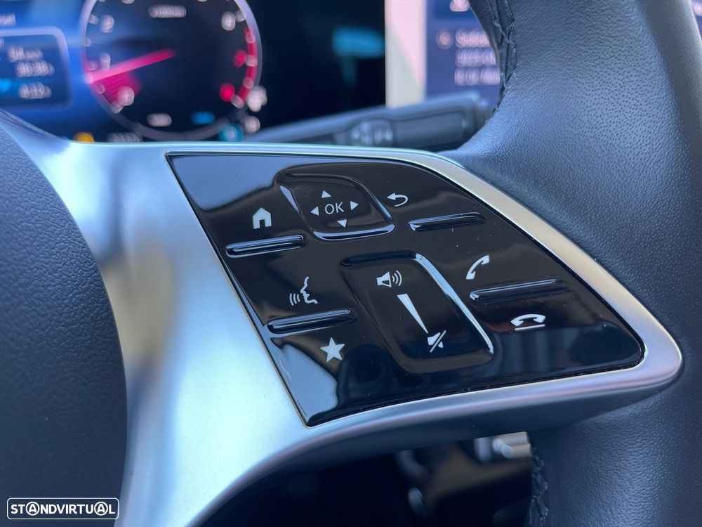 Mercedes-Benz A 200 Standard - 23