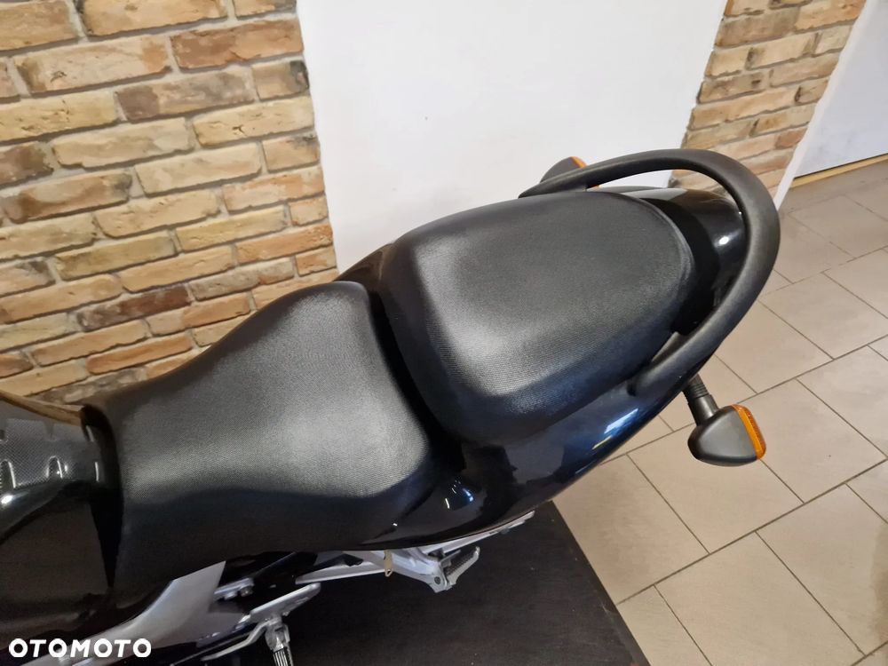 Suzuki SV - 11