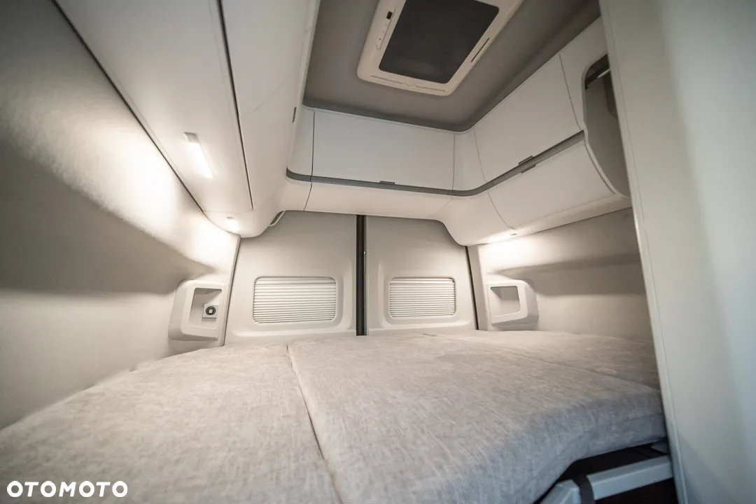 Volkswagen Crafter - 23
