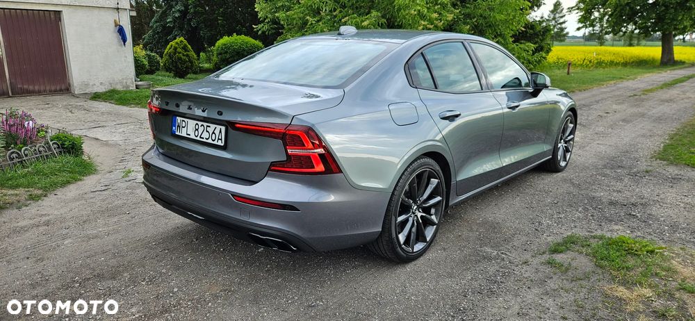 Volvo S60 T6 AWD Momentum Pro - 5