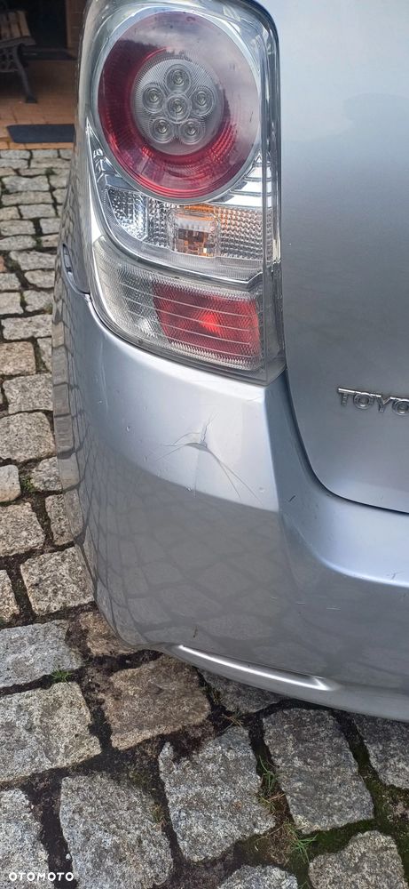 Toyota Verso 2.0 D-4D Premium - 34