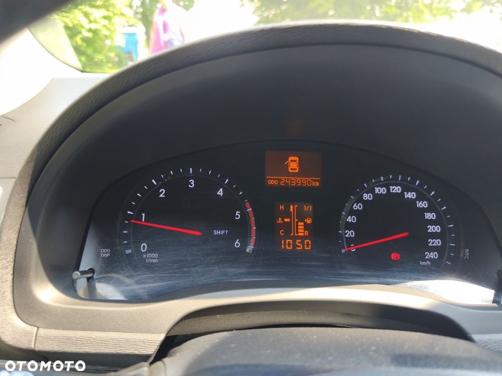 Toyota Avensis - 3