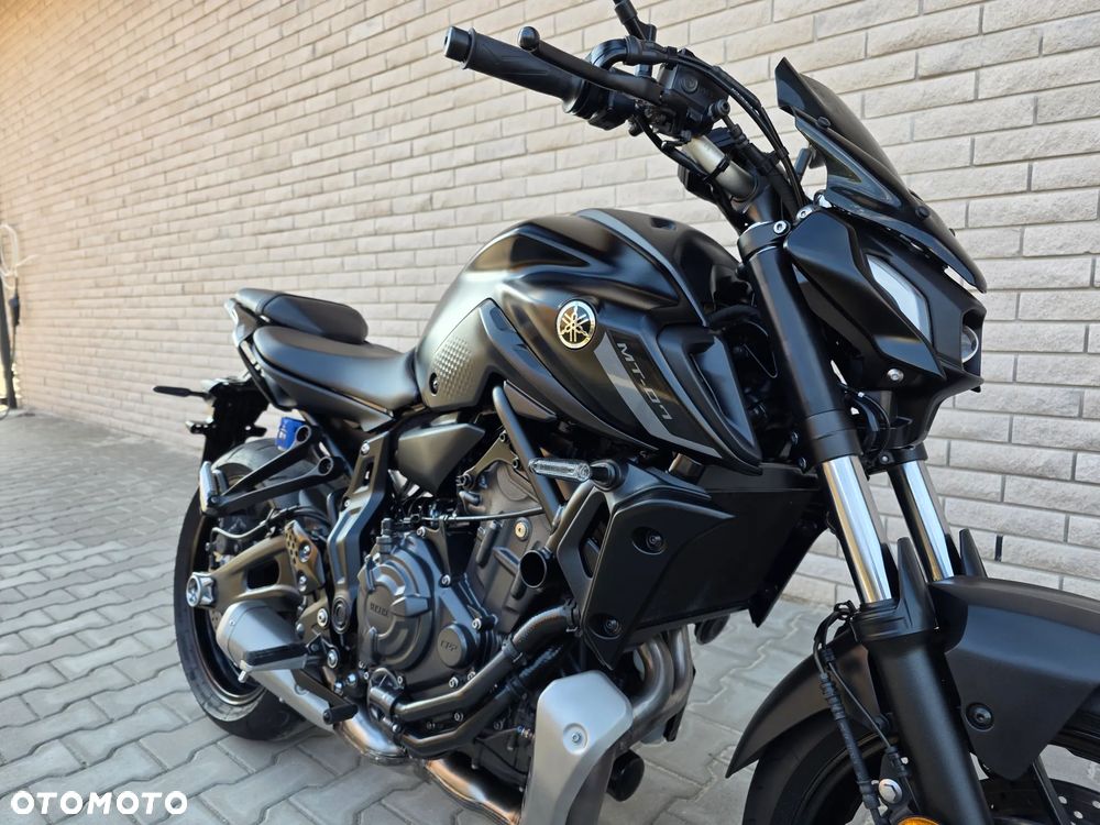 Yamaha MT - 16
