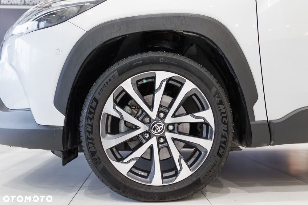 Toyota Corolla Cross - 30