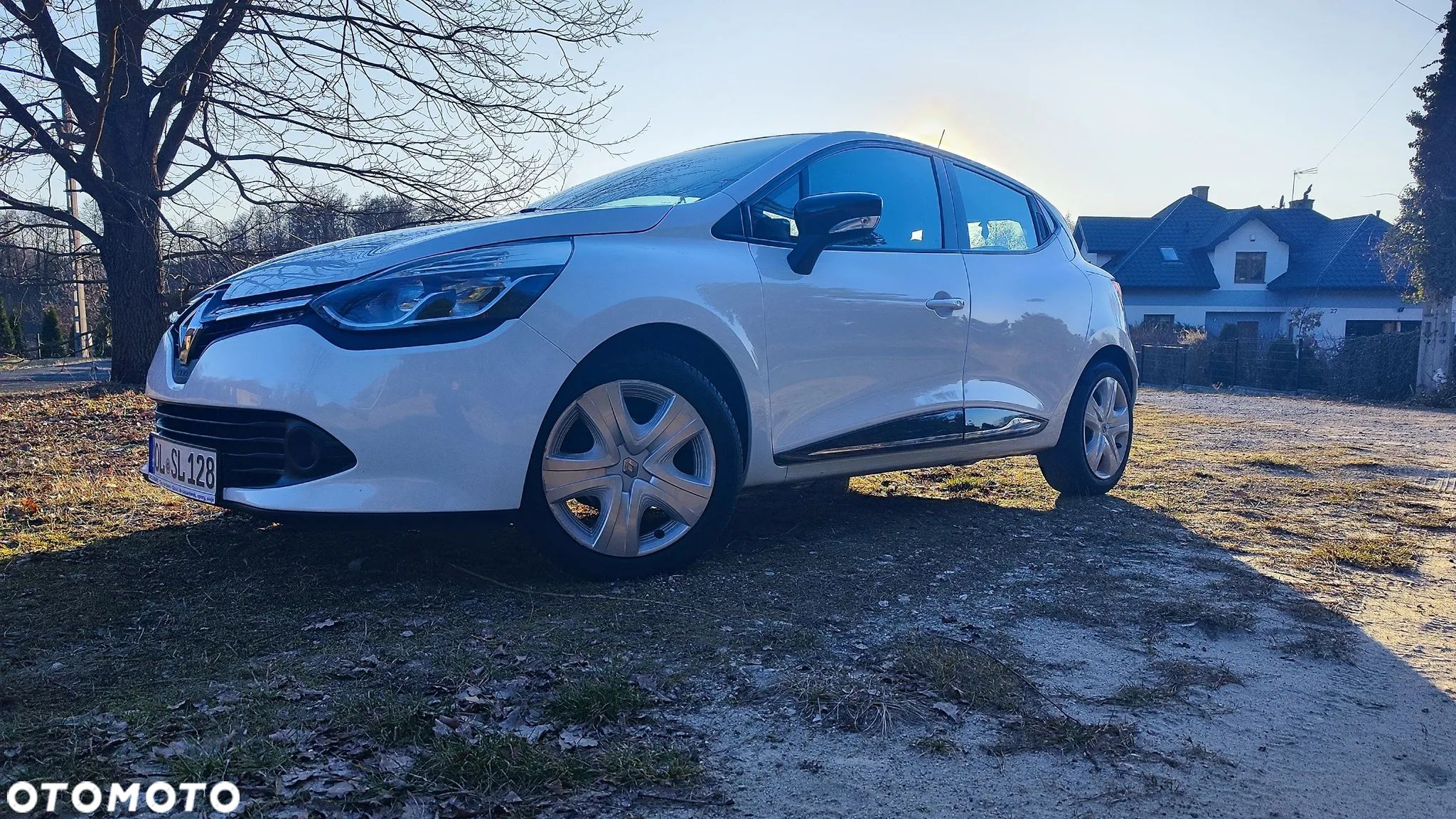 Renault Clio 1.2 16V 75 LIMITED - 1