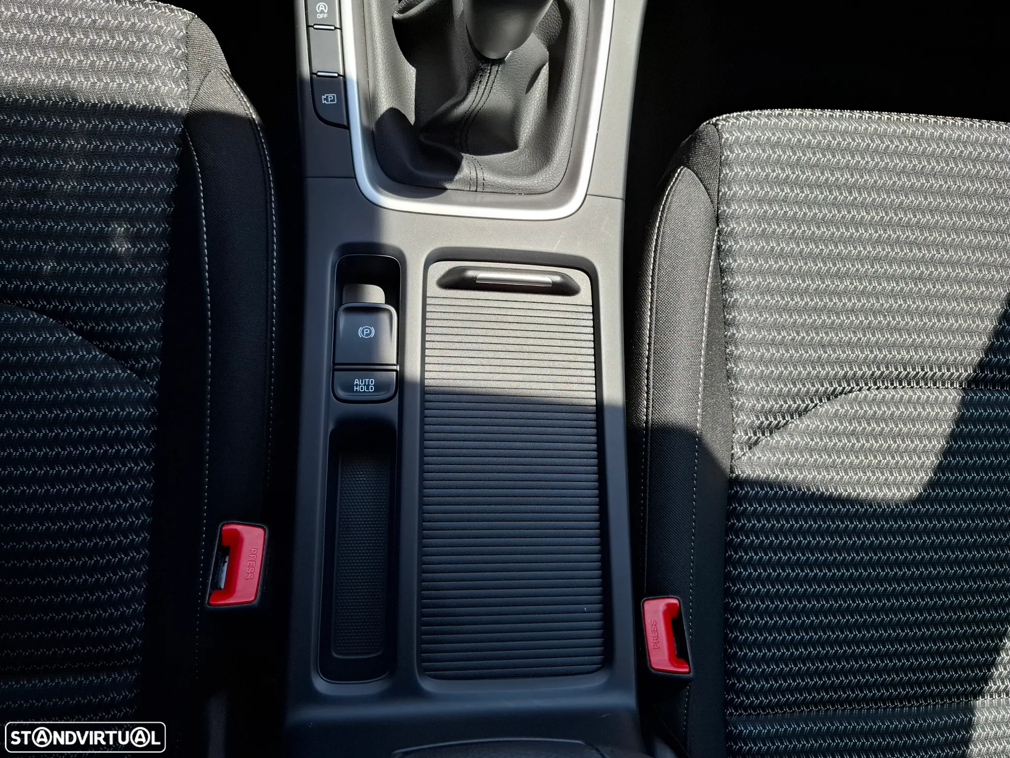 Kia XCeed 1.5 T-GDI Sport - 28