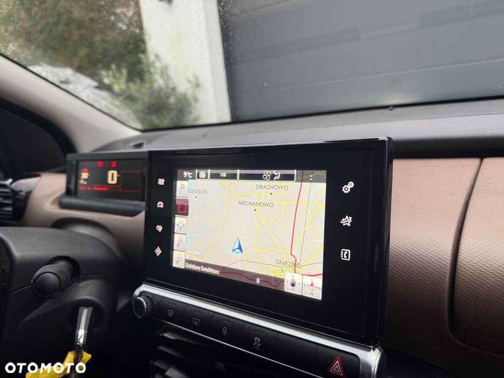 Citroën C4 Cactus 1.2 PureTech Shine S&S - 26