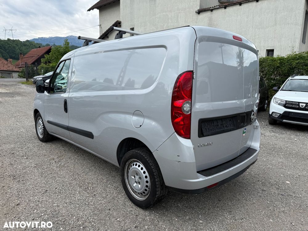 Opel Combo - 8