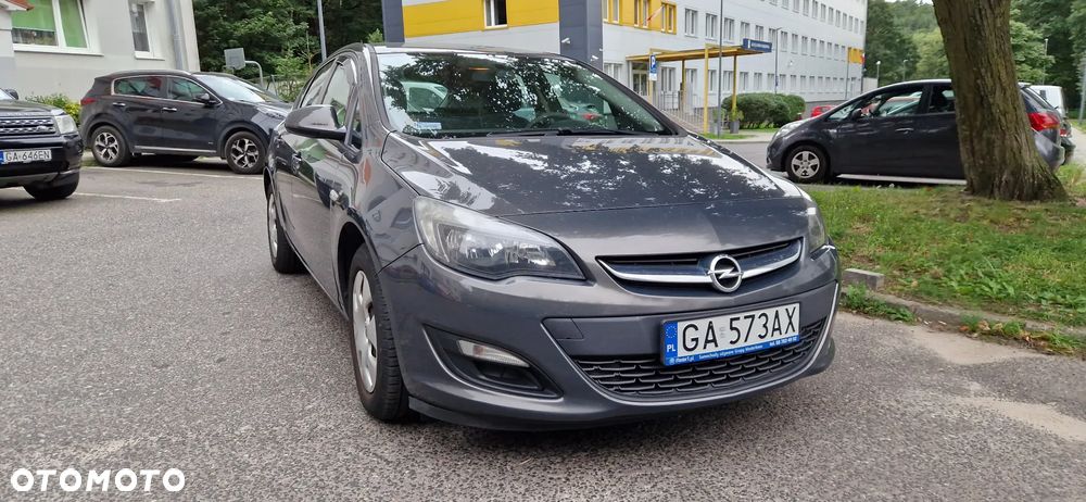 Opel Astra IV 1.7 CDTI Essentia - 1