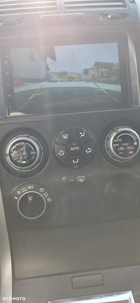 Suzuki Grand Vitara 2.0 - 17