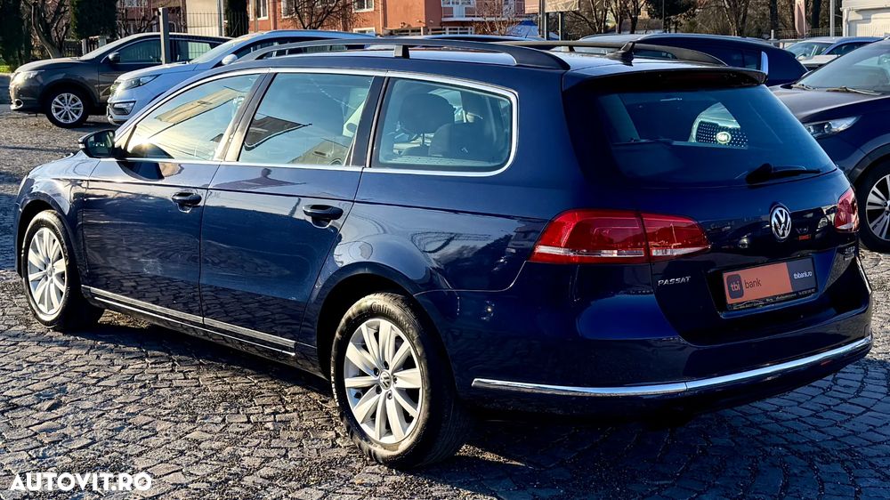 Volkswagen Passat Variant 2.0 TDI BlueMotion Technology DPF Comfortline - 4
