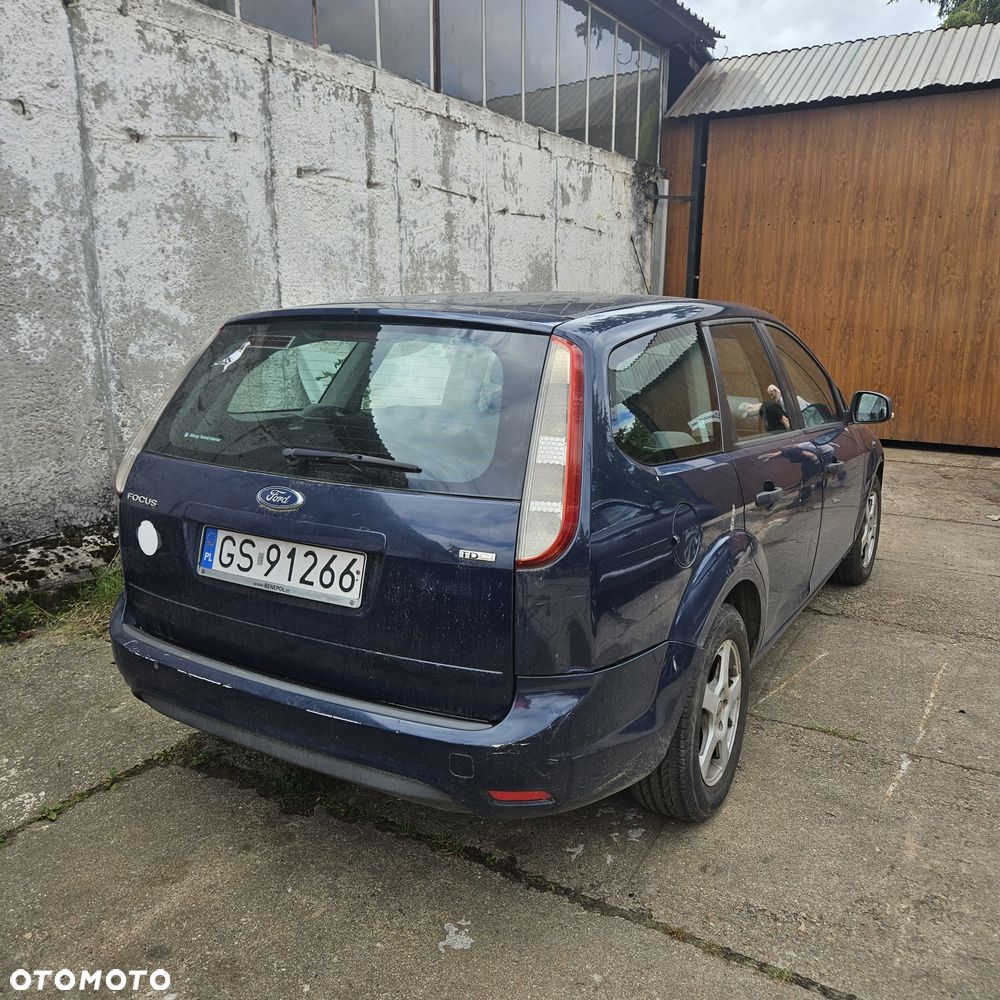 Ford Focus - 4