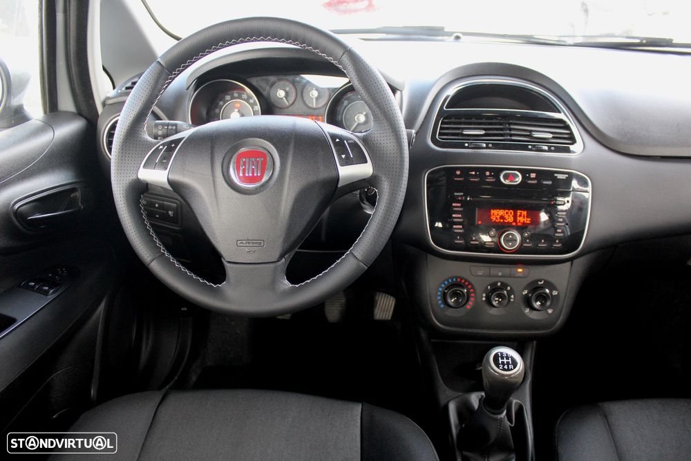 Fiat Punto 1.3 M-Jet Lounge S&S - 9