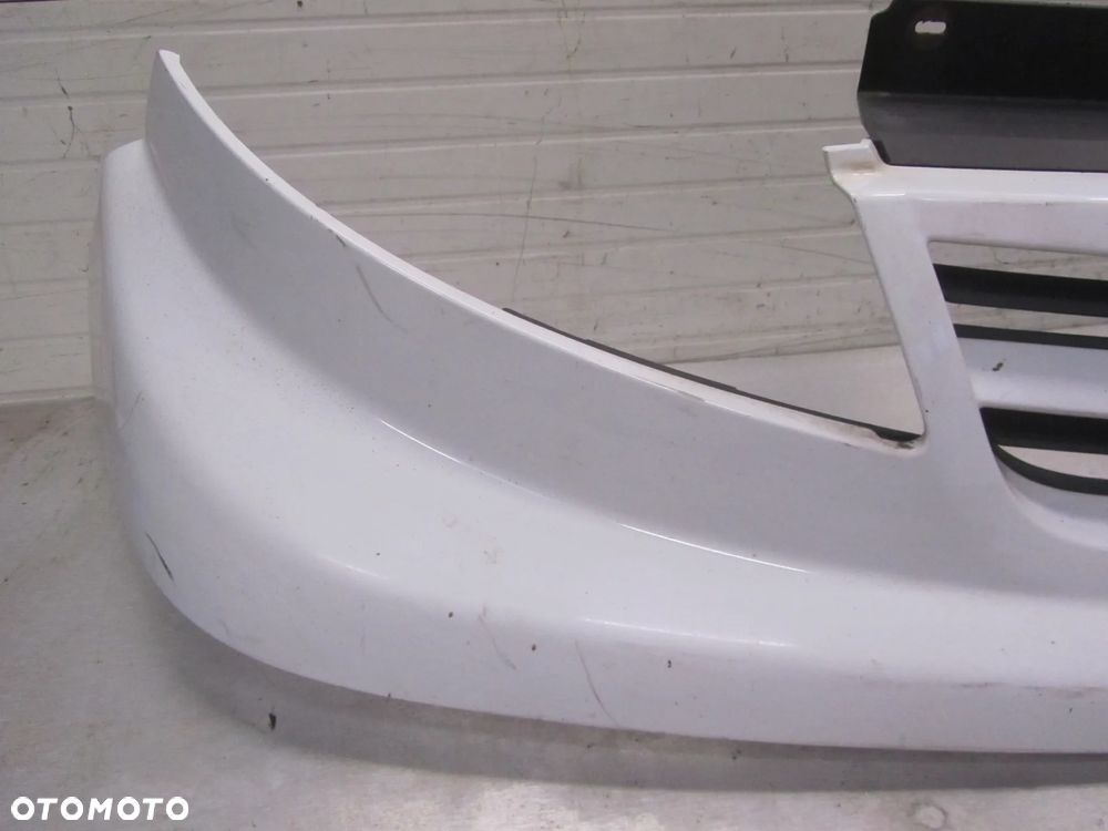 Grill-Atrapa Nissan Primastar 2006- - 4