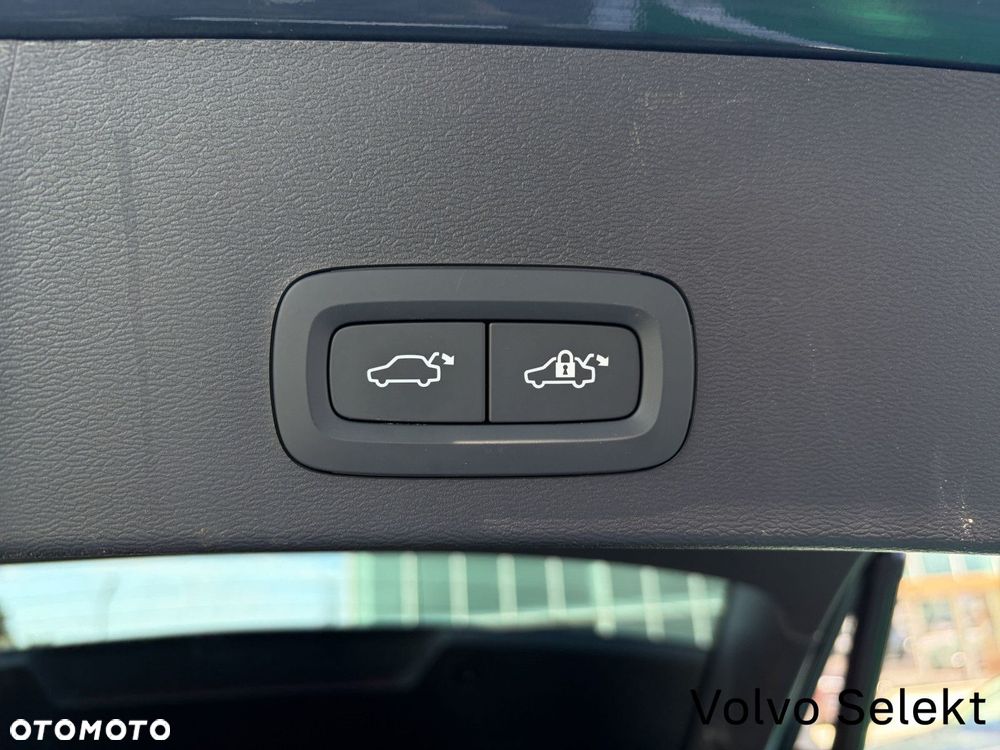 Volvo XC 40 B3 B DKG Core - 18