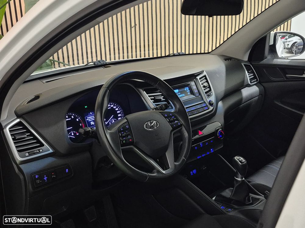 Hyundai Tucson 1.6 GDi Executive - 24