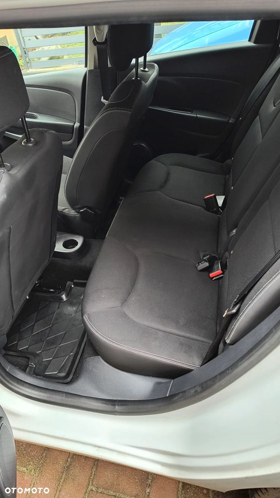 Renault Clio 1.5 dCi Energy Alize EU6 - 14